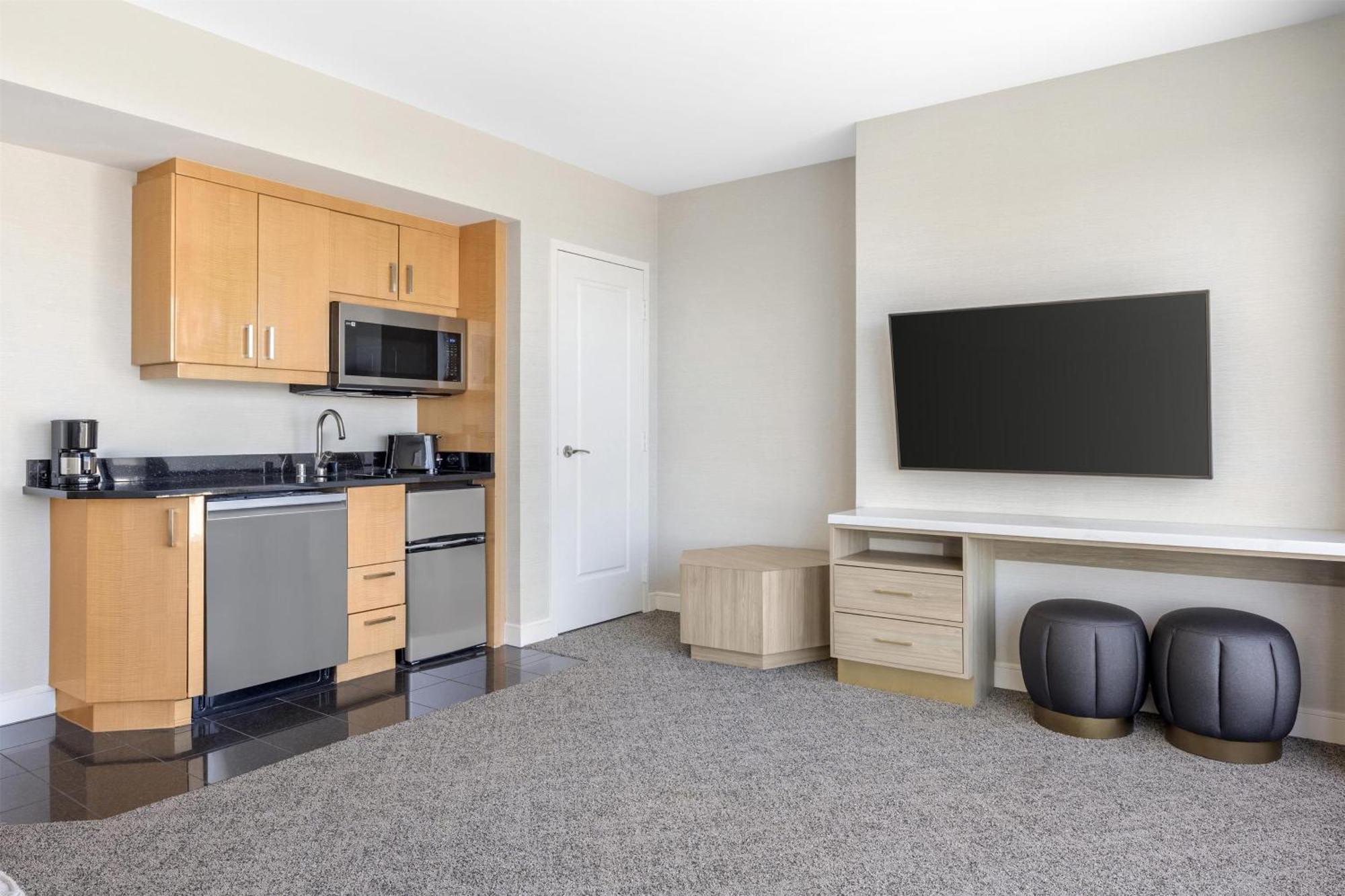 Hilton Grand Vacations Club Elara Center Strip Vegas Resort Las Vegas